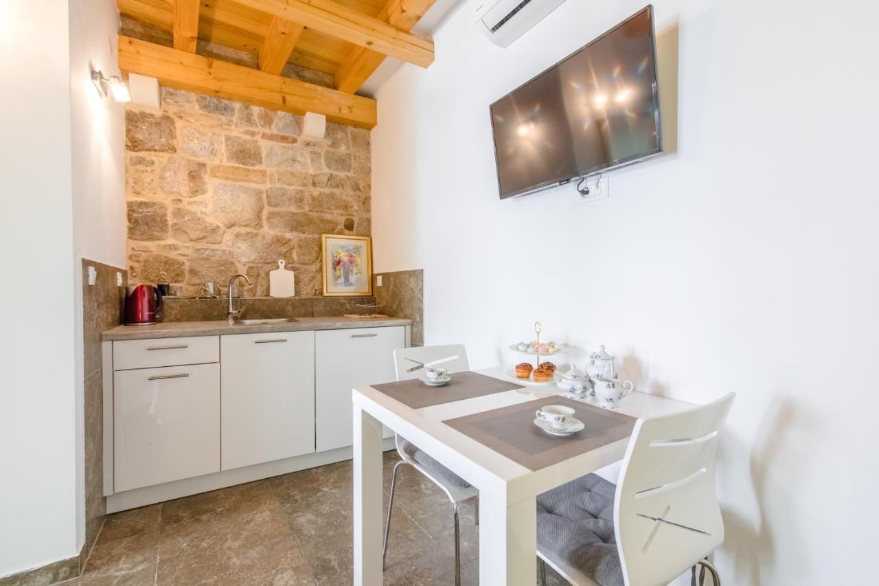 Jes Old Town Luxury Rooms سبليت المظهر الخارجي الصورة